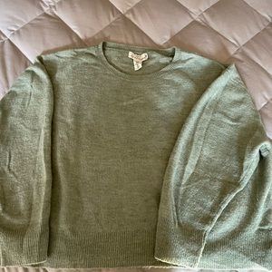 Light green sweater